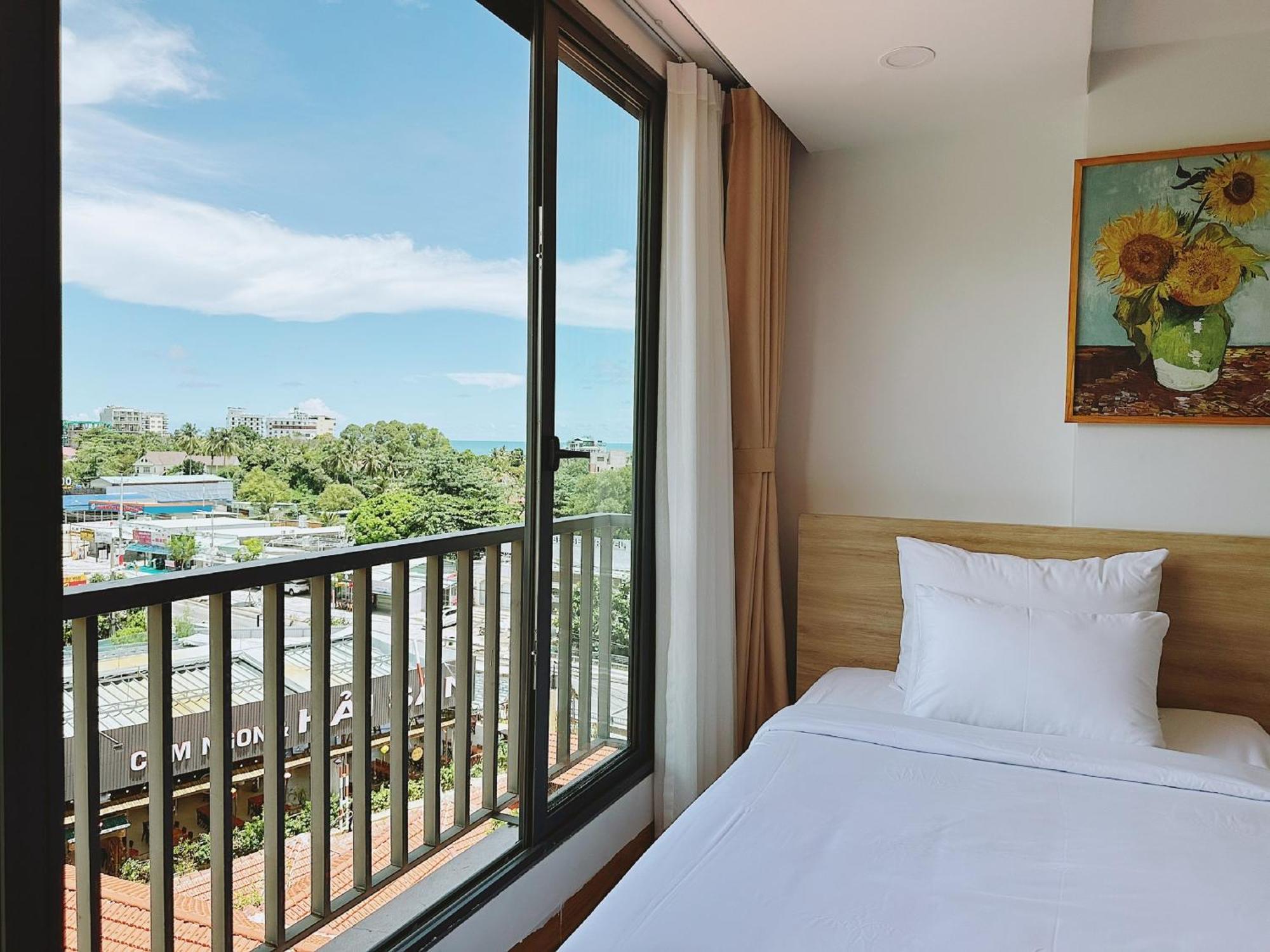 Rosetta Hotel Phu Quoc Exterior photo